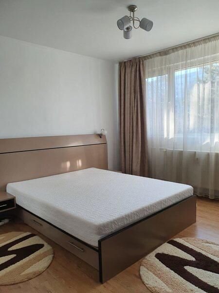 Drumul Taberei vis a vis Auchan bloc BRD